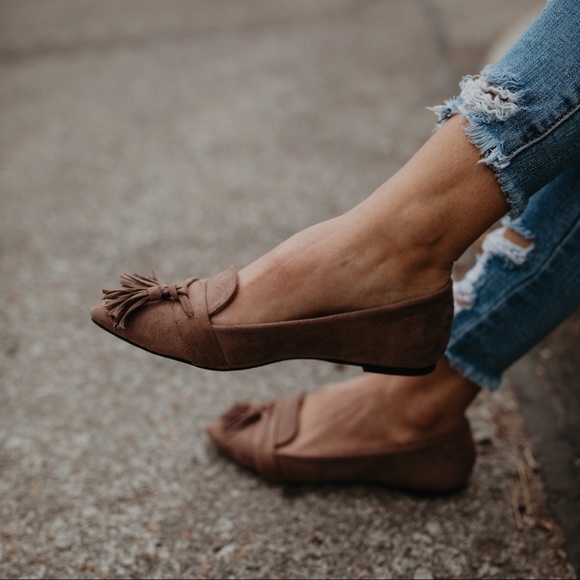 1 LEFT‼️ Miranda Tasseled Loafer - Picture 2 of 7